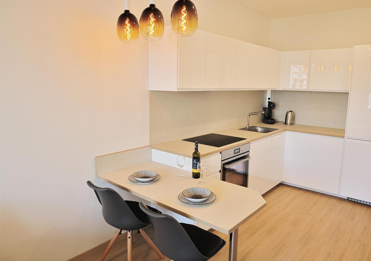 New Cozy 2 Room Pink Apartment Bratislava 059 Экстерьер фото